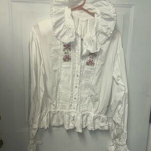 Ruffled Vintage White embroidered Button Down Western Cottagecore Pink Rose